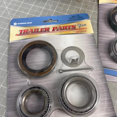 Trailer Hub and 2 Bearing Kits 