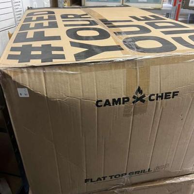 Camp Chef Flat Top 600 Grill with Lid