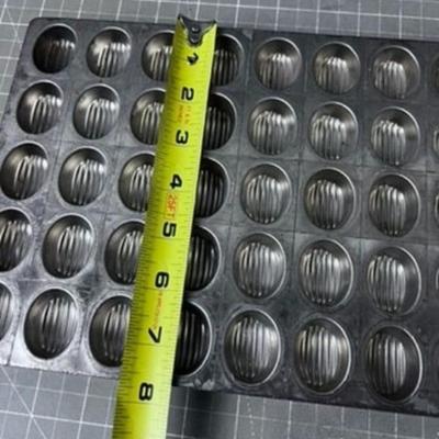 Vintage Metal Chocolate Truffle Candy Mold 40-Cavity Ribbed Oval Design 12" X 7"