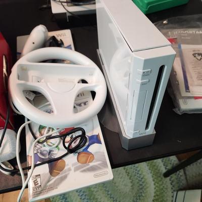 Wii Game Console with 2 Games tested