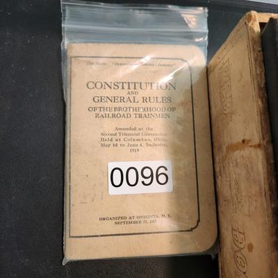 Lot of 32 Little Leather Library Books