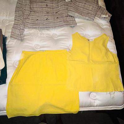 PERRY ELLIS 2 PC SUIT, PETITE SOPHISTICATE SKIRT AND MATCHING BLOUSE, CU SWEATER AND BLACK SKIRT