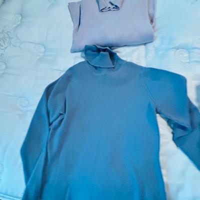 LADIES SMALL & MED TURTLE NECKS AND SWEATERS