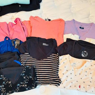 LADIES CASUAL SHIRTS PETITE SIZES SMALL & MEDIUM
