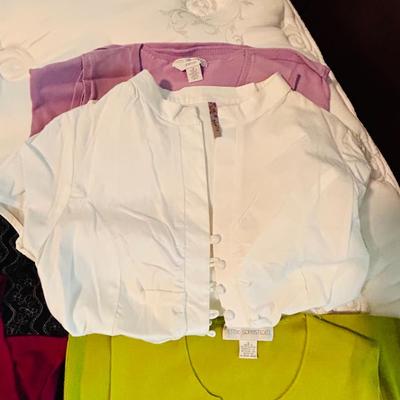 WOMENS TOPS SMALL PETITE SIZES