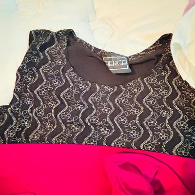 WOMENS TOPS SMALL PETITE SIZES