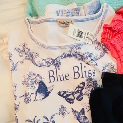 LADIES SHIRTS AND BLOUSES SMALL