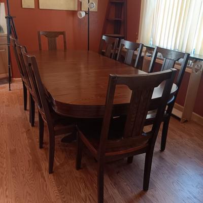 NICE QUALITY DOUBLE PEDESTAL DINING TABLE WITH 8 CHAIRS AND 1 LEAF
