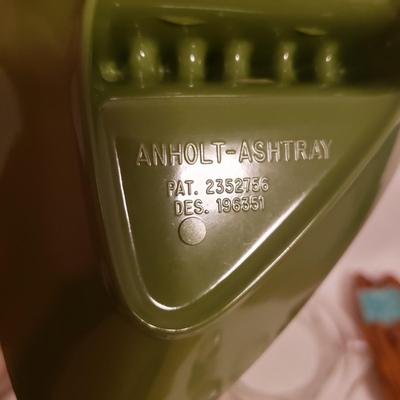 Vintage Ash Trays and Matches (B2-KD)