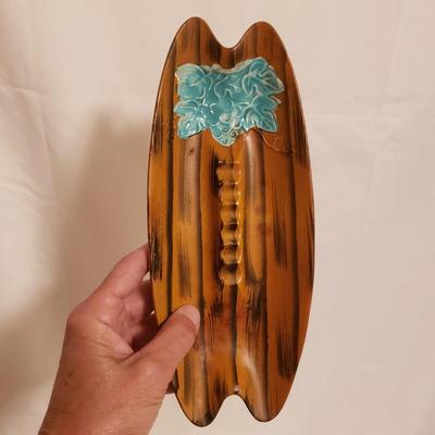 Vintage Ash Trays and Matches (B2-KD)