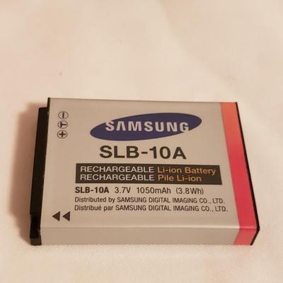 Samsung SL102 Digital Camera (B2-KD)