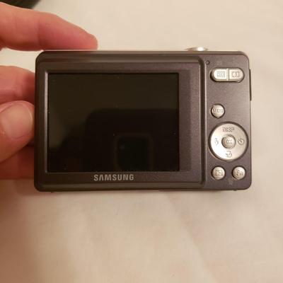 Samsung SL102 Digital Camera (B2-KD)