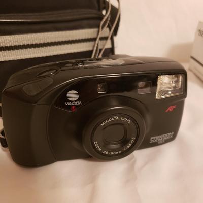 Minolta Freedom & Bentley 35mm Cameras (B2-KD)