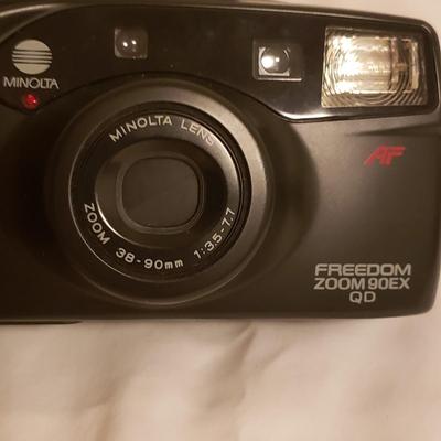 Minolta Freedom & Bentley 35mm Cameras (B2-KD)