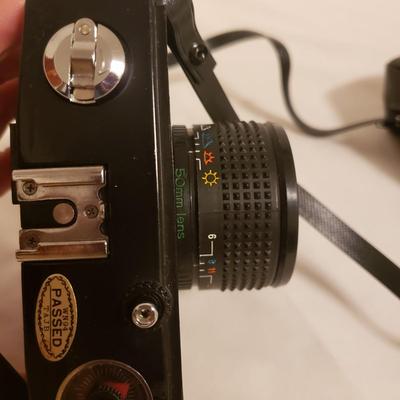 Minolta Freedom & Bentley 35mm Cameras (B2-KD)