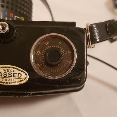 Minolta Freedom & Bentley 35mm Cameras (B2-KD)