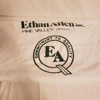 Ethan Allen Collectibles (B2-KD)