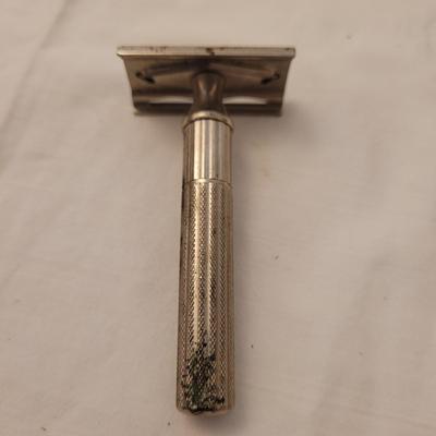 Vintage Shaving Razors (FE-EL)