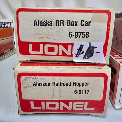 Great Northern, Western Pacific & More O Gauge Cars (G-JS)