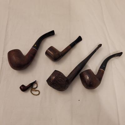 Vintage Pipes, Wooden Pipe Box, and More (FE-EL)