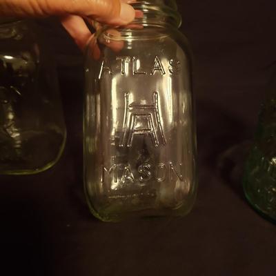 Special Jars: Atlas, Kerr and More! (B2-KD)