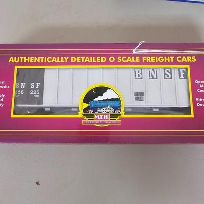 Santa Fe, Frisco & More O Gauge Cars (G-JS)