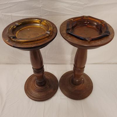 Pair of Wooden Ashtray Stands and Magazine Rack (B1-EL)
