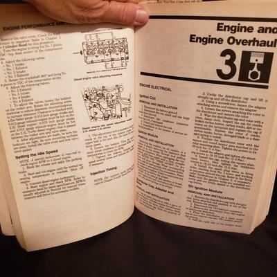 Chilton Auto Repair Manuals and More (B2-KD)