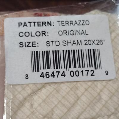 Terrazzo Full/Queen Quilt (Approx 88" x 92") and Two Standard Shams