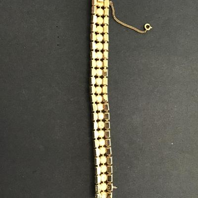 Beautiful gold tone bracelet with Topaz and rhinestones