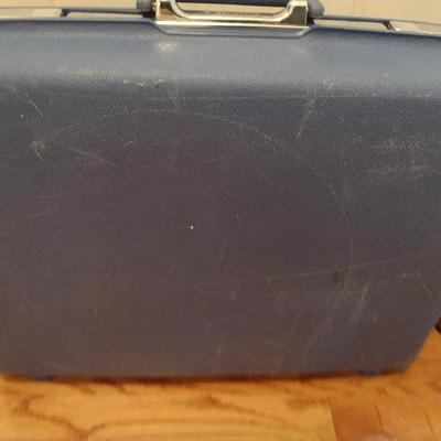 Pair of Vintage Samsonite Concord Hard Travel Cases- Keys Included