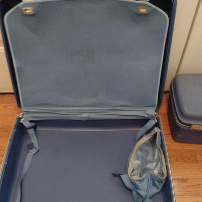 Pair of Vintage Samsonite Concord Hard Travel Cases- Keys Included