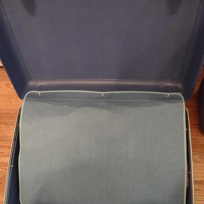 Pair of Vintage Samsonite Concord Hard Travel Cases- Keys Included