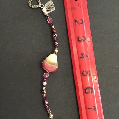 Beautiful La Vie En French glass beaded bracelet