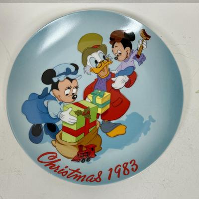 Sale Photo Thumbnail #585: In very good condition.
