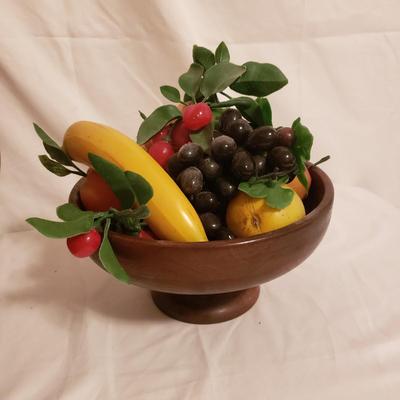 Turned Bowls w/Lids and More Wooden Decor (LR-KD)