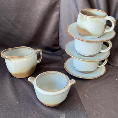 Sale Photo Thumbnail #269: 3 Cups & saucers + cream & sugar.  Blue & Brown.  No damage.