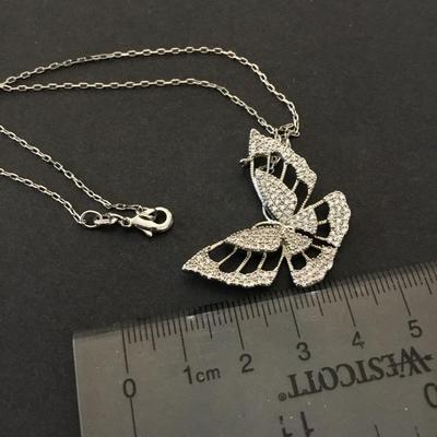 Beautiful, 925 sterling silver butterfly necklace