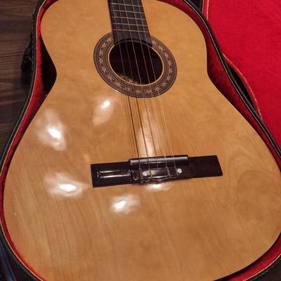 Global Musical Instrument Co. Acoustic Guitar with Case and Book