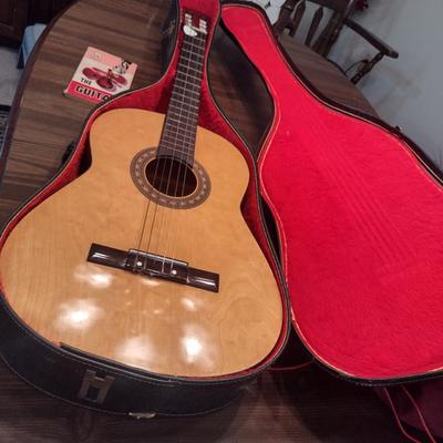 Global Musical Instrument Co. Acoustic Guitar with Case and Book