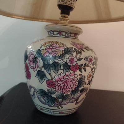 Ceramic Ginger Jar Shaped Small Accent Lamp with Shade- Approx 13 1/2" Tall
