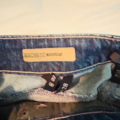 WOMENS BLUE JEANS (8-10)