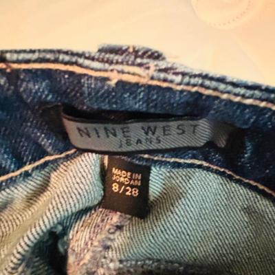 WOMENS BLUE JEANS (8-10)