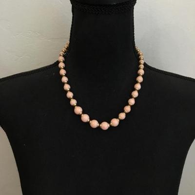 Super cute pale pink gold, toned, beaded necklace, vintage Avon