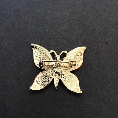 Beautiful, gold tone, butterfly, lapel pin brooch
