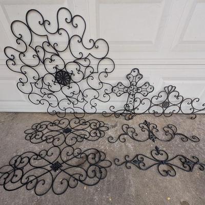 Metal wall decor