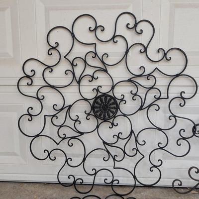 Metal wall decor