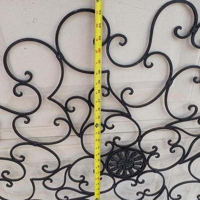 Metal wall decor