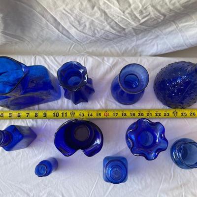 Sale Photo Thumbnail #256: Cobalt Blue Glass, Various pieces (Lot of 10)