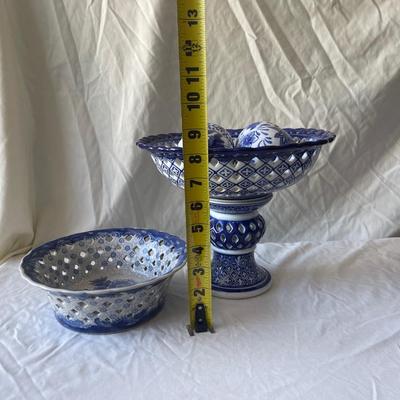 Sale Photo Thumbnail #262: Coolest colander ever! (Decorative, not safe for food)